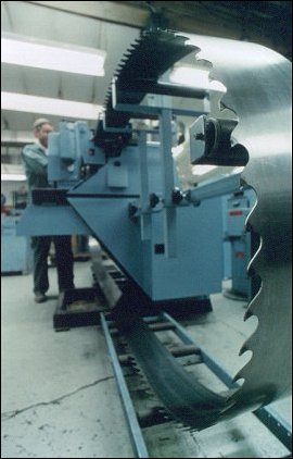 Band saw
