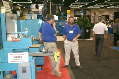 woodtech99-group.jpg (24818 bytes)