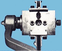 6900-4.jpg (10262 bytes)